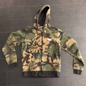 Men’s Nike Camo Hoodie Zip Jacket